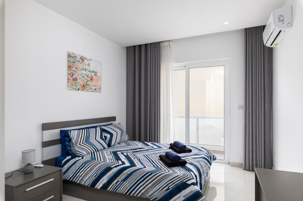 Modern 3Br Stylish Apartment With Large Balcony - Close To St Julians And St Georges Bay Is-Swieqi Экстерьер фото